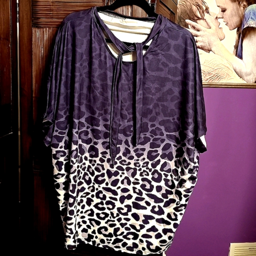 Gray& Black & Purple Animal Print Short Sleeved Top